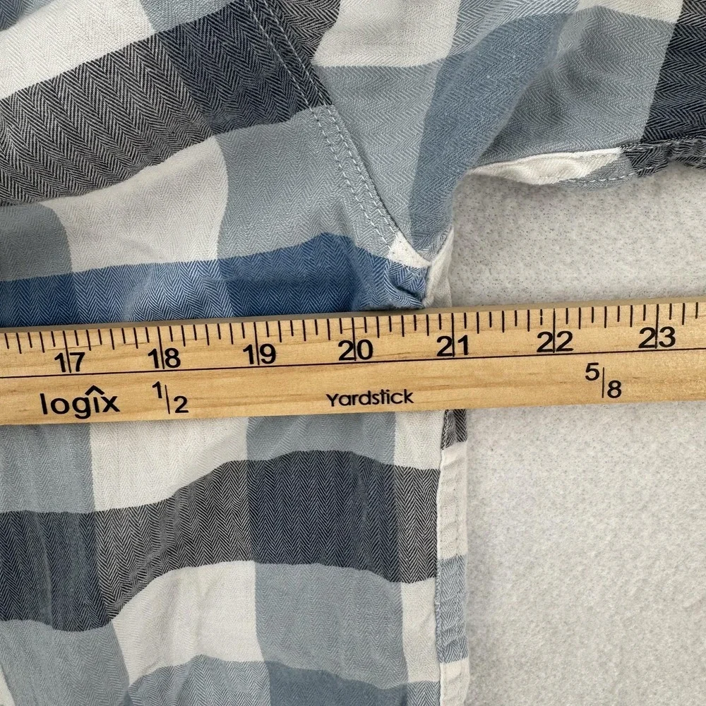 North Face Shirt‎ Mens Medium Blue Gray Plaid Short Sleeve Button Up Outdoor